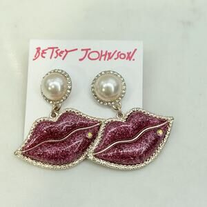 Betsey Johnson Glitter Lucite Lips Kiss Pearl Earrings Goth Grunge Whimsigoth